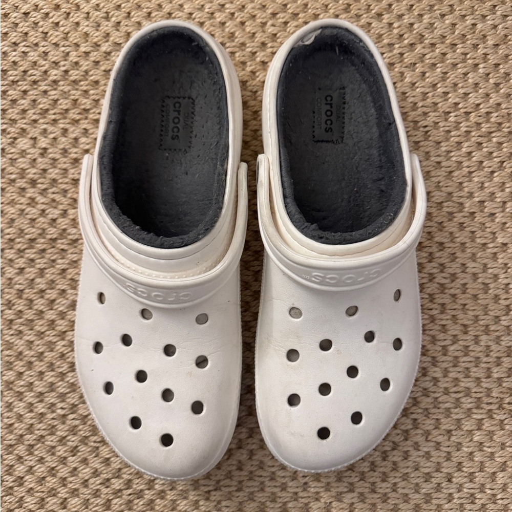 Men’s fuzzy Crocs sz 13